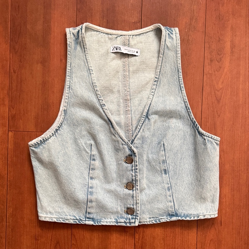 Zara Light Blue Denim Button-Front Crop Vest